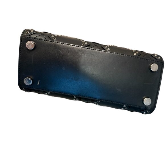 Michael Kors Diamond Grommet Selma Satchel Black Leather Handbag With Handles - Picture 4 of 12